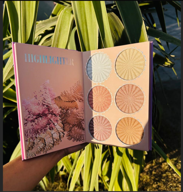 IGOODCO Makeup Book Palette Lyeza