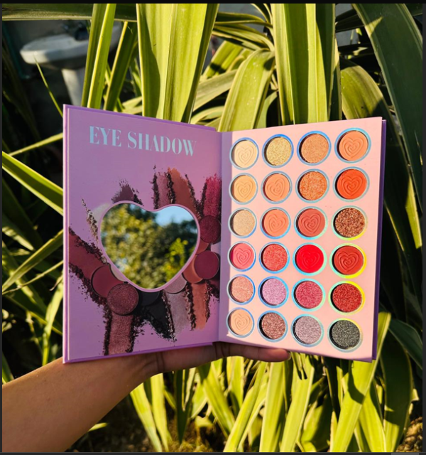 IGOODCO Makeup Book Palette Lyeza